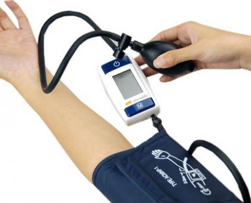 差压式压力传感器在无创血压计中的应用